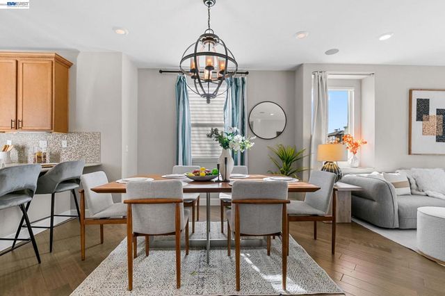 1038 1038 Giacomo Ln, San Jose, CA 95131