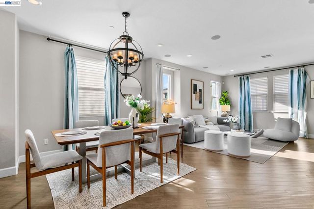 1038 1038 Giacomo Ln, San Jose, CA 95131