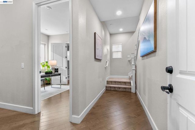 1038 1038 Giacomo Ln, San Jose, CA 95131