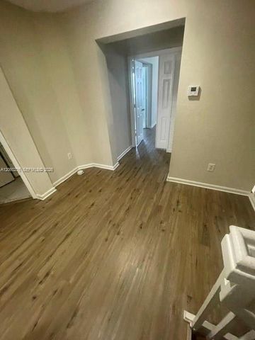 1992 Nassau Dr -, Riviera Beach, FL 33404