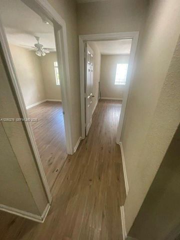 1992 Nassau Dr -, Riviera Beach, FL 33404