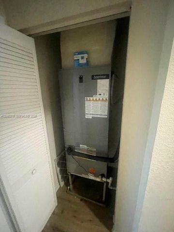 1992 Nassau Dr -, Riviera Beach, FL 33404