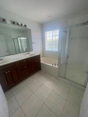 1992 Nassau Dr -, Riviera Beach, FL 33404