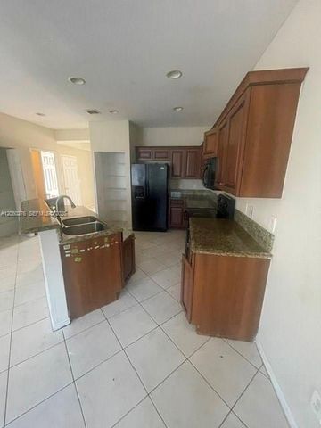 1992 Nassau Dr -, Riviera Beach, FL 33404