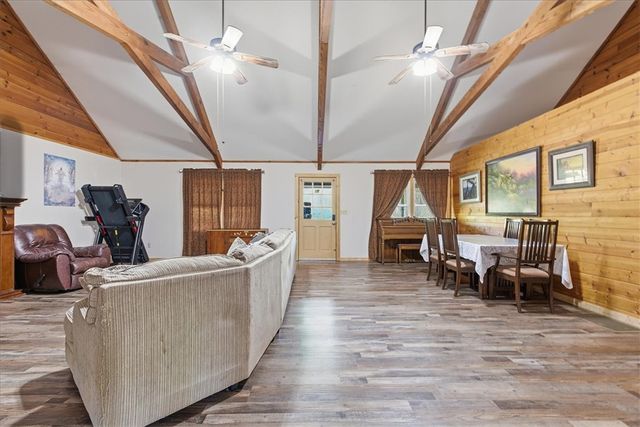 140 Hiawatha Trail, Pickens, SC 29671