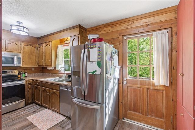 140 Hiawatha Trail, Pickens, SC 29671