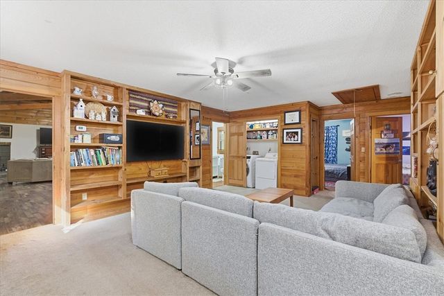 140 Hiawatha Trail, Pickens, SC 29671
