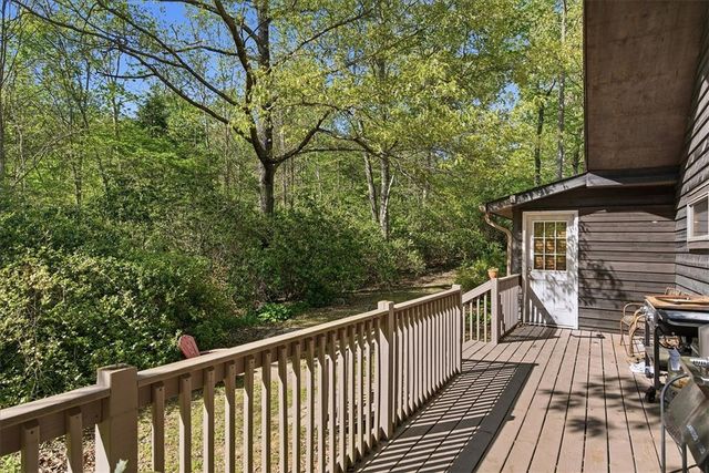 140 Hiawatha Trail, Pickens, SC 29671