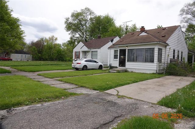 8275 Vaughan Street, Detroit, MI 48228