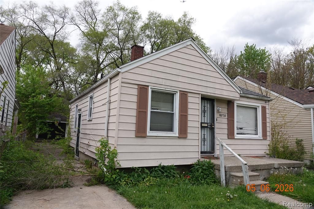 8275 Vaughan Street, Detroit, MI 48228