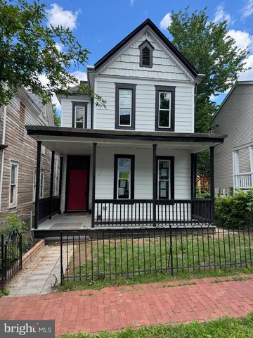 1358 VALLEY PL SE, Washington, DC 20020