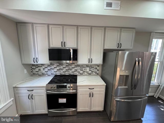 1358 VALLEY PL SE, Washington, DC 20020