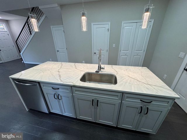 1358 VALLEY PL SE, Washington, DC 20020