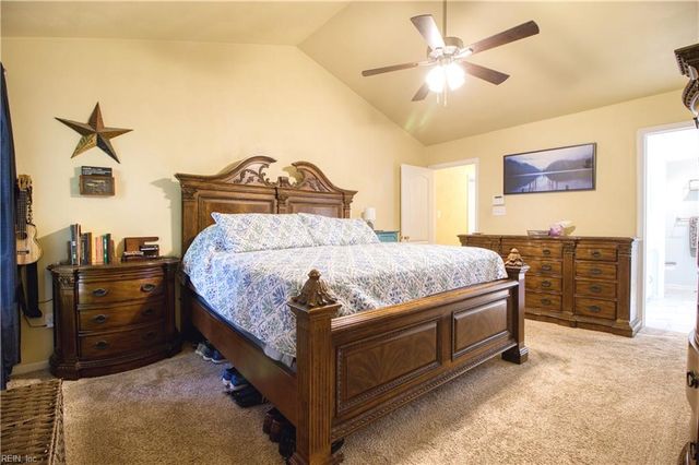 840 Hardwood DR, Chesapeake, VA 23320