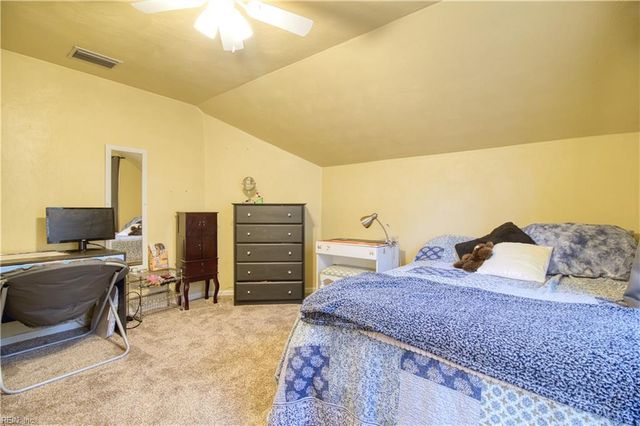 840 Hardwood DR, Chesapeake, VA 23320