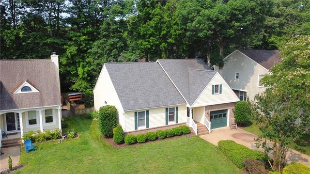 840 Hardwood DR, Chesapeake, VA 23320