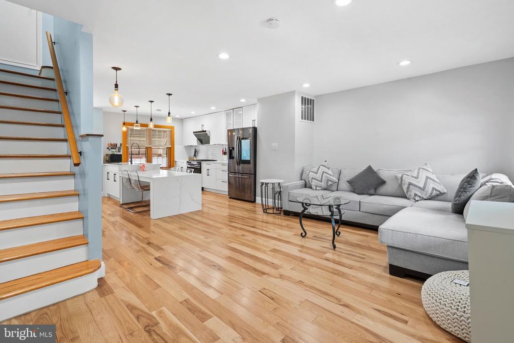 1218 MOLLBORE TER, Philadelphia, PA 19148