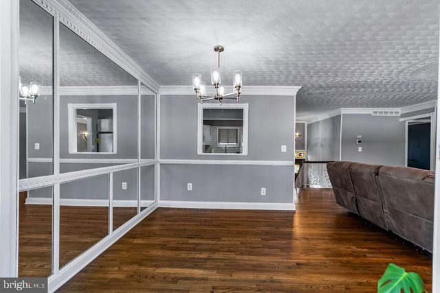 7951 QUEENS RD, Glen Burnie, MD 21061