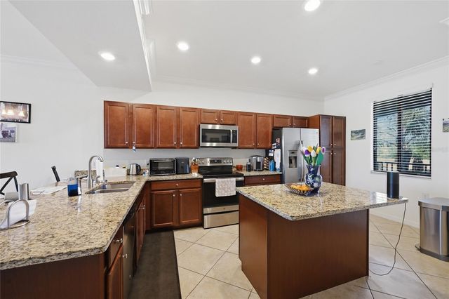 16904 VARDON TERRACE 205, Lakewood Ranch, FL 34211