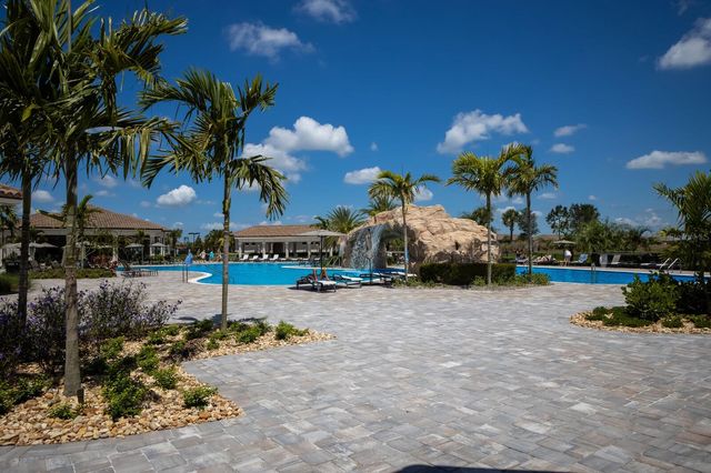 16904 VARDON TERRACE 205, Lakewood Ranch, FL 34211