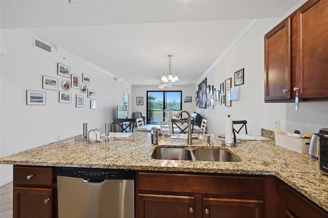 16904 VARDON TERRACE 205, Lakewood Ranch, FL 34211