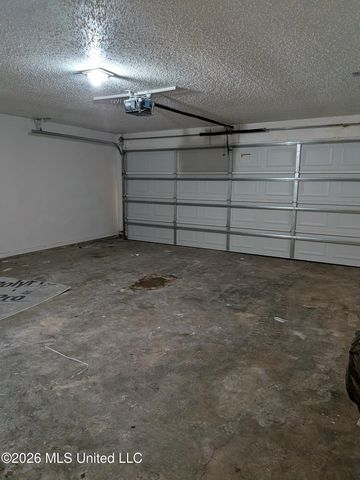 5365 Wynndyke Circle, Jackson, MS 39209