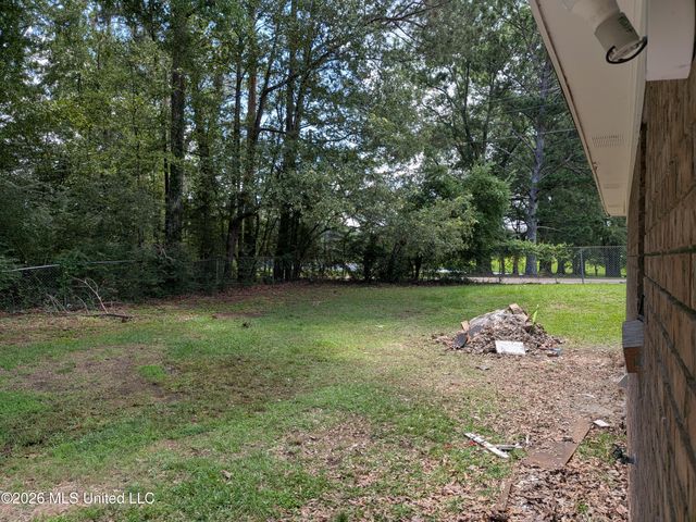5365 Wynndyke Circle, Jackson, MS 39209