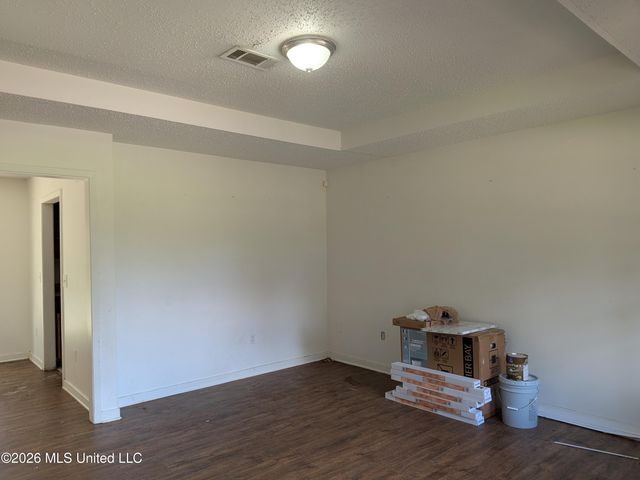 5365 Wynndyke Circle, Jackson, MS 39209