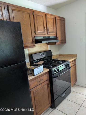 5365 Wynndyke Circle, Jackson, MS 39209