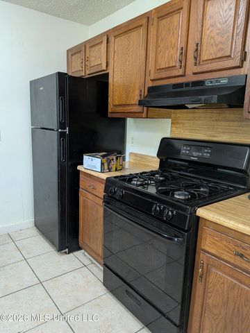 5365 Wynndyke Circle, Jackson, MS 39209