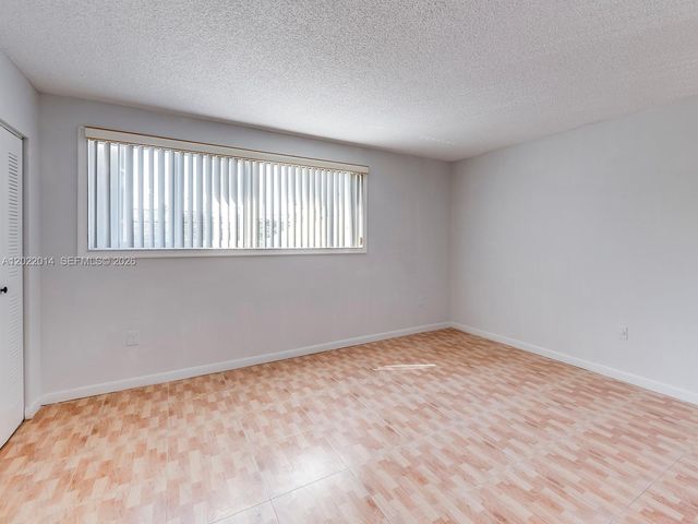 1351 NW 124th Ave 1351, Pembroke Pines, FL 33026