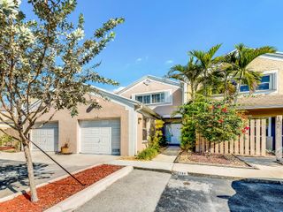 1351 NW 124th Ave 1351, Pembroke Pines, FL 33026