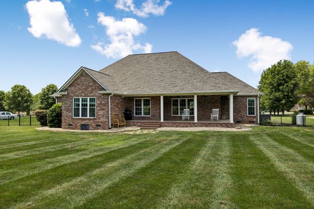 1013 The Long Run, Columbia, TN 38401