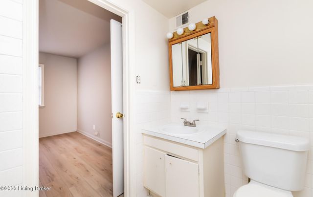 2515 Brownsboro Rd 8, Louisville, KY 40206