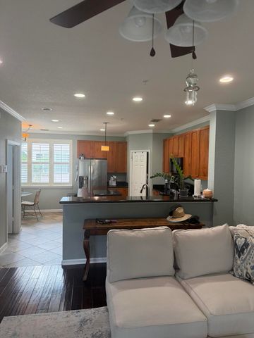 132 Greenwich Circle, Jupiter, FL 33458