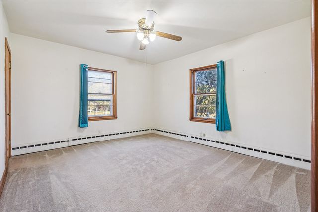 5929 16th Avenue, Garrison, IA 52229