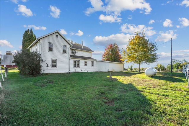 5929 16th Avenue, Garrison, IA 52229