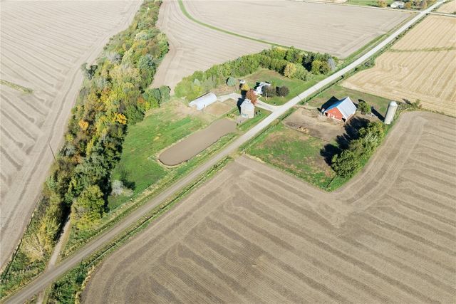 5929 16th Avenue, Garrison, IA 52229