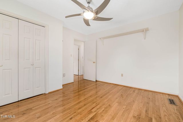 231 Pine Laurel Circle, Bluff City, TN 37618
