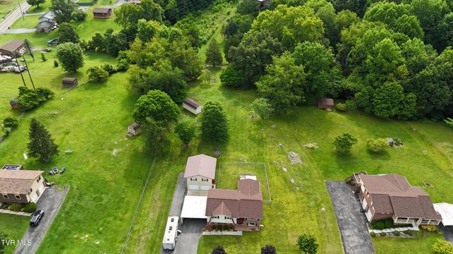 231 Pine Laurel Circle, Bluff City, TN 37618