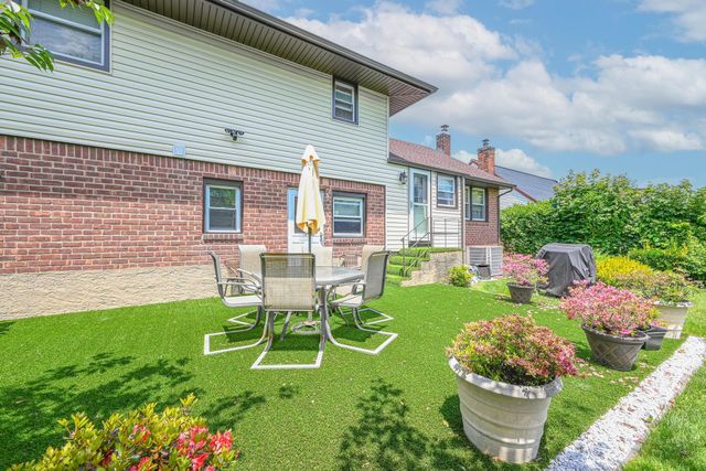652 Shady Street, Hempstead, NY 11550