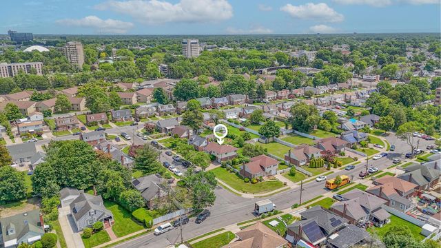 652 Shady Street, Hempstead, NY 11550
