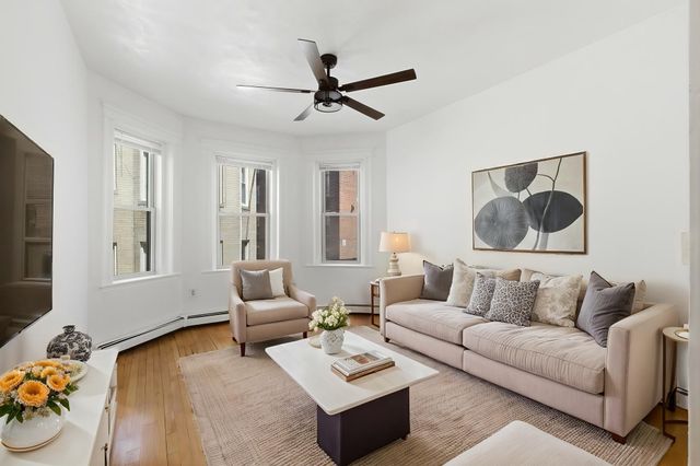 1673 Commonwealth Ave 3, Boston, MA 02135