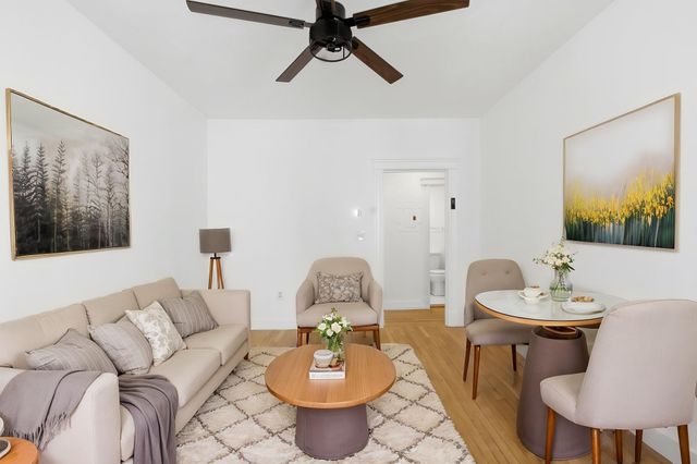 1673 Commonwealth Ave 3, Boston, MA 02135
