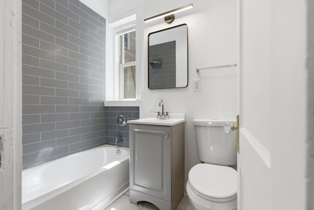 1673 Commonwealth Ave 3, Boston, MA 02135