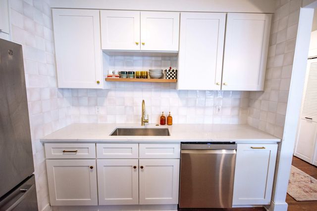 2166 Saint James Drive, Charleston, SC 29412