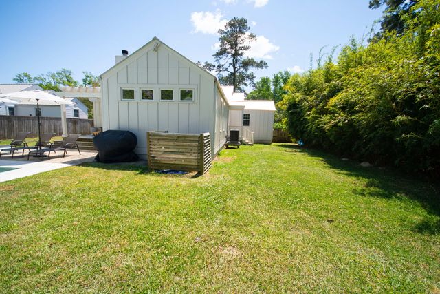 2166 Saint James Drive, Charleston, SC 29412