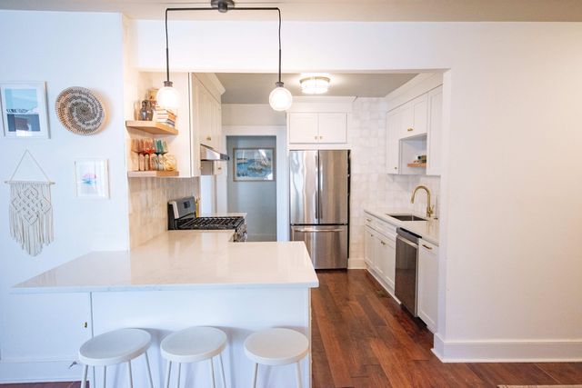2166 Saint James Drive, Charleston, SC 29412