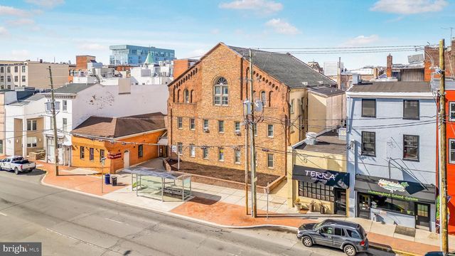 715 N KING ST, Wilmington, DE 19801