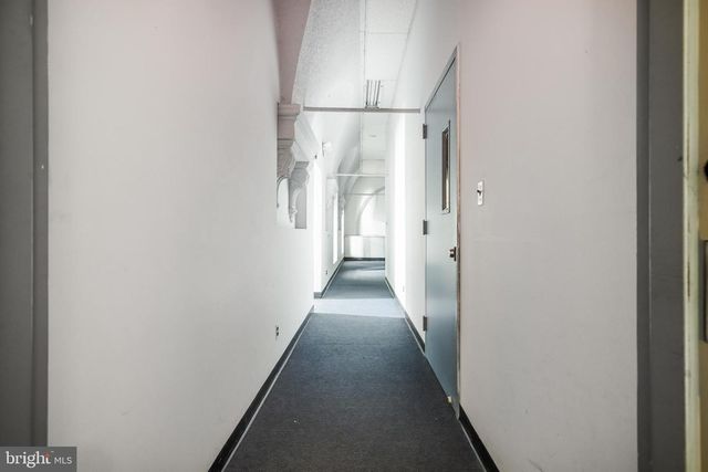 715 N KING ST, Wilmington, DE 19801